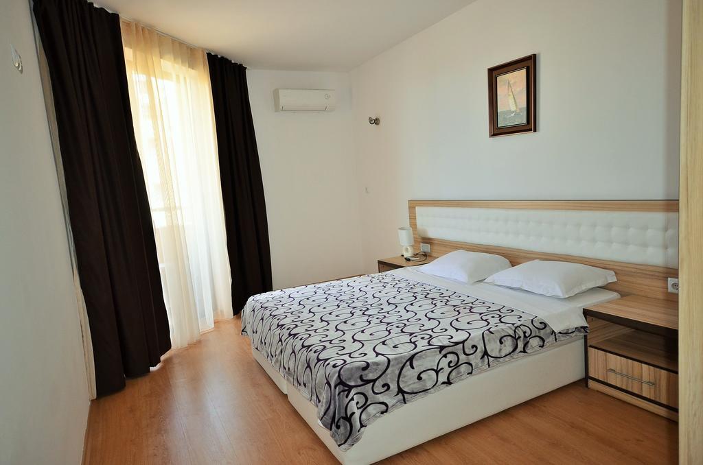 Millennium Apart Complex Aparthotel Sveti Vlas Exterior photo
